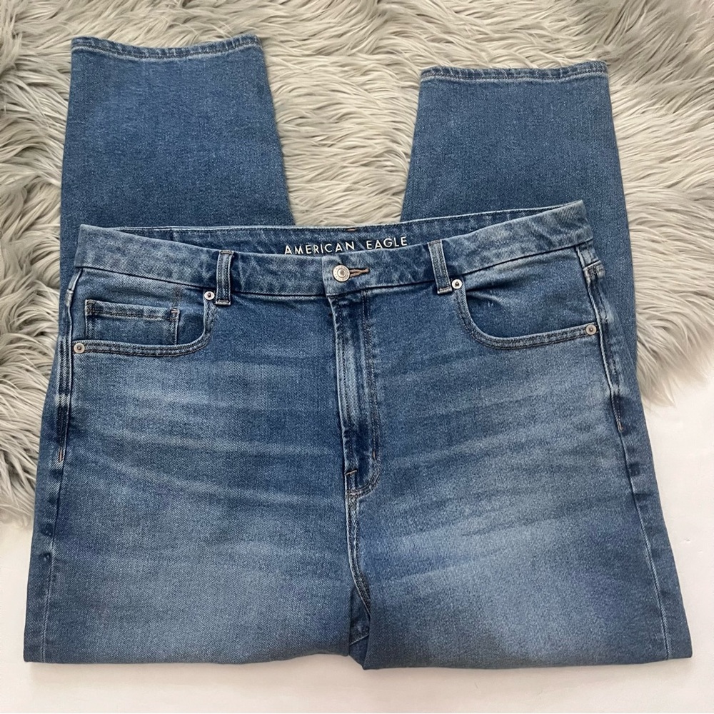 American Eagle Outfitters High Rise Blue Jeans